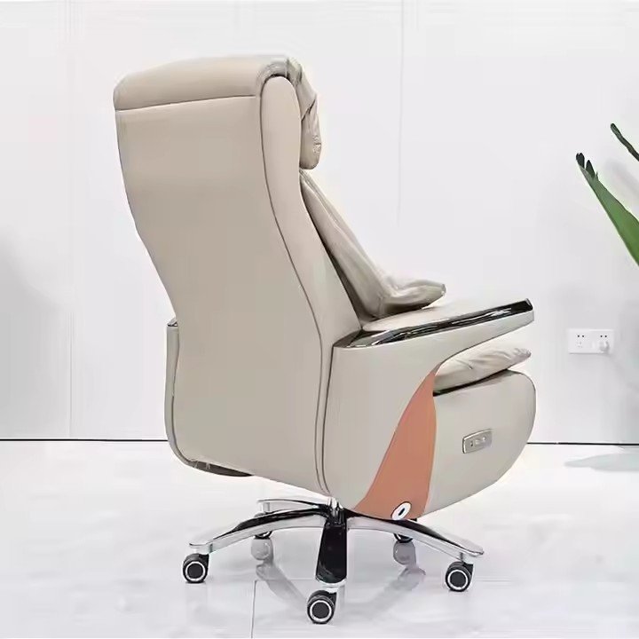 High Back Director's Leather Chair - Image 6