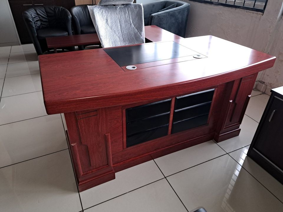 L-shaped table, L-shaped office table, L shape desk, L-shaped office desk, corner office table, corner desk, executive L-shaped table, executive office desk, office workstation table, office workstation desk, office furniture, office desk, office table, computer desk, corner workstation, modern office table, executive table, manager desk, director office desk, office writing desk, workspace table, professional office desk, business office furniture, corporate office furniture, office desk with storage, office desk with drawers, office desk with cabinet, office workstation furniture, wooden office table, laminate office desk, ergonomic office desk, spacious office desk, multifunction office table, office desk with side return, office corner desk, office productivity desk, office setup furniture, workspace furniture, office interior furniture, office furnishing, commercial office furniture, premium office table, durable office desk, modern workspace furniture, contemporary office desk, stylish office table, minimalist office desk, luxury office desk, office table for executives, office table for managers, office table for professionals, office table for business, office table for corporate offices, office table with cable management, office desk organizer, office table with shelves, office workstation setup, office table design, executive workstation furniture, office furniture solutions, office desk for multitasking, office desk for productivity, office furniture Kenya, L-shaped desk Kenya, office table Kenya, executive desk Kenya, modern office furniture Kenya, office workstation Kenya, buy L-shaped table, L-shaped table online, best L-shaped desk, affordable office table, office desk price, office table supplier, office table manufacturer, office furniture supplier, office furniture manufacturer, executive office table, office corner workstation, office workstation with storage, office desk with ample legroom, office table collection, premium workspace desk, office workstation for small office, office workstation for large office, office table for home office, office desk for commercial use, professional workspace furniture, business workspace desk, office desk with premium finish, office desk with modern design, office workspace solutions, corner office workstation, executive office furniture, office desk sale, L-shaped workstation, office furniture collection, office productivity furniture.